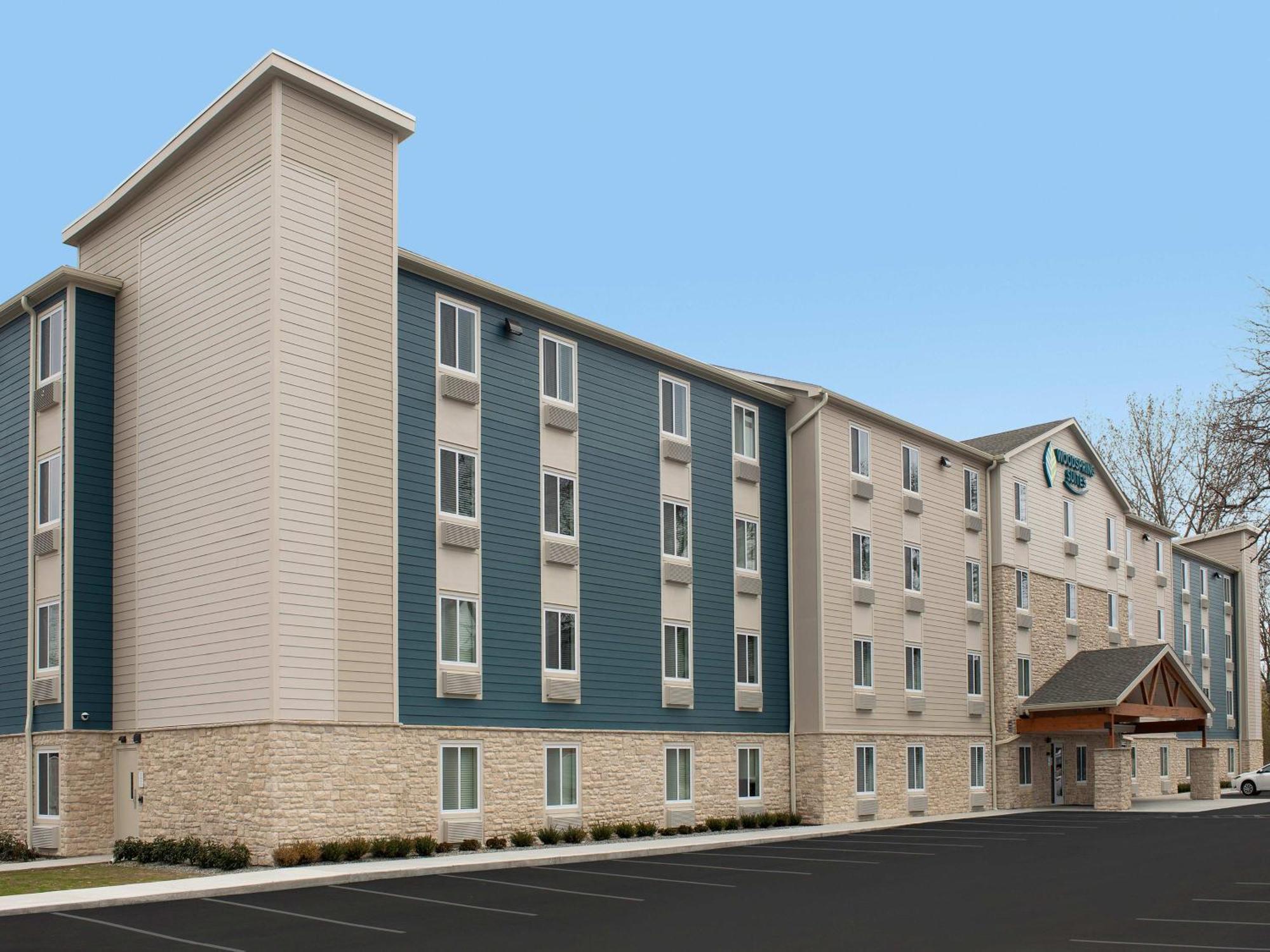 Woodspring Suites Libertyville - Chicago Exterior photo